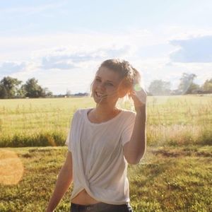 Meet your Posher, Nicole